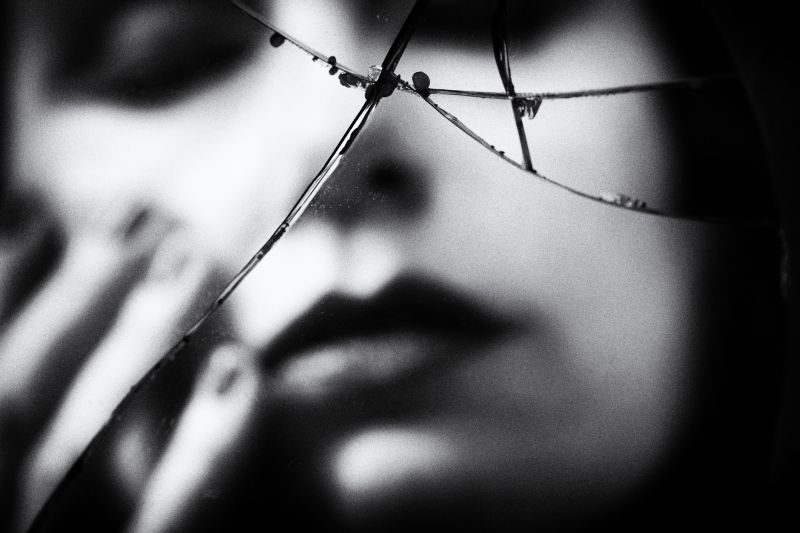 Mirror Glass Repair detail